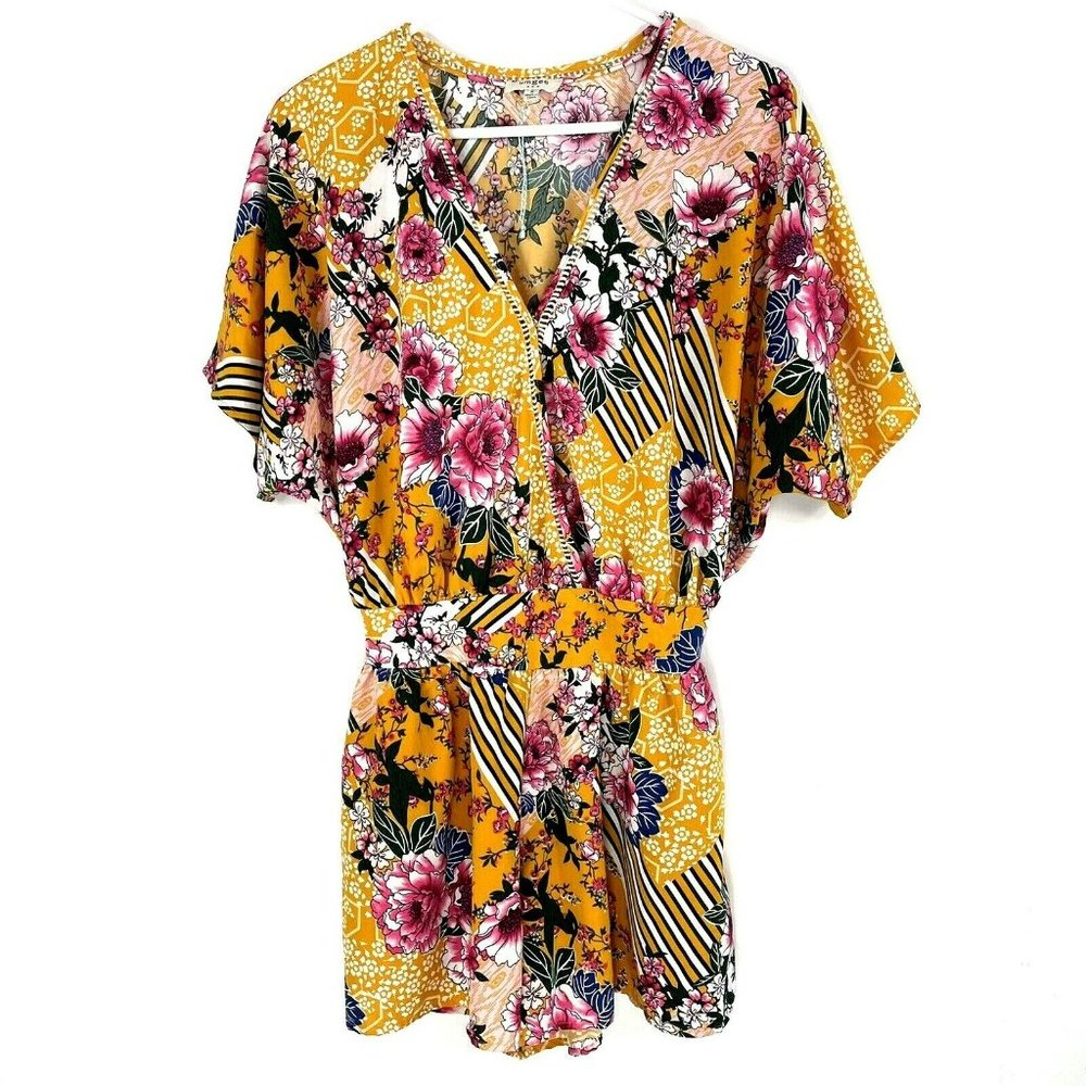 Umgee Womens Romper Size Small Floral Yellow V-Neck Short Sleeve - Picture 2 of 7